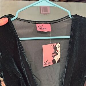Vixen Hunter Green Velvet Wrap Top